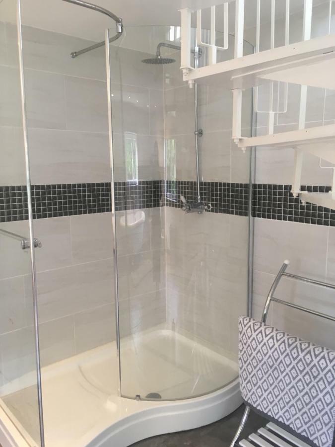 לינה וארוחת בוקר Mazerolles  Chez Broche מראה חיצוני תמונה